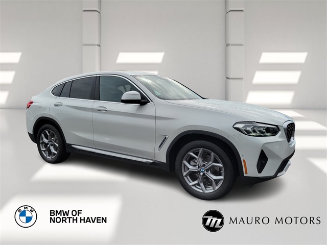 2024 BMW X4 xDrive30i