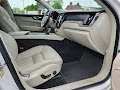 2021 Volvo XC60 T5 Momentum
