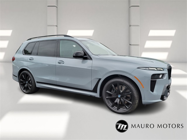 2026 BMW X7 M60i