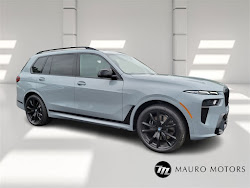 2026 BMW X7 M60i
