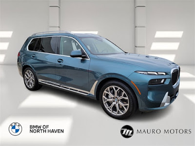 2023 BMW X7
