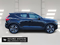 2024 Volvo XC40 B5 Plus Dark Theme