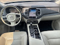 2020 Volvo XC90 T5 Momentum