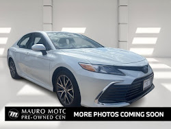 2023 Toyota Camry Hybrid XLE