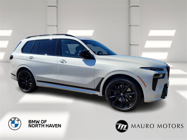 2024 BMW X7 M60i