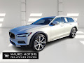 2022 Volvo V90 Cross Country B6