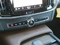 2022 Volvo V90 Cross Country B6