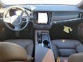 2022 Volvo V90 Cross Country B6