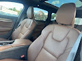 2022 Volvo V90 Cross Country B6