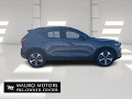 2023 Volvo XC40 B5 Plus Dark Theme