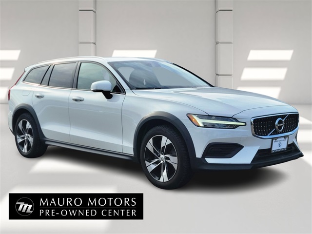 2020 Volvo V60 Cross Country T5