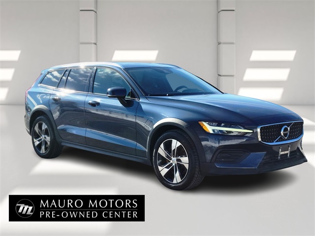 2020 Volvo V60 Cross Country T5