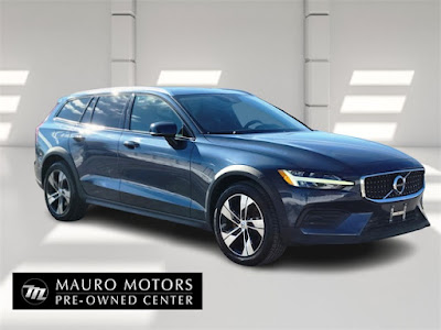 2020 Volvo V60 Cross Country