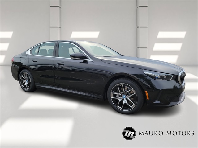 2025 BMW i5 xDrive40