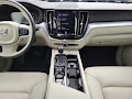 2020 Volvo XC60 T5 Momentum