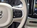 2020 Volvo XC60 T5 Momentum