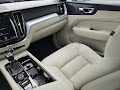 2020 Volvo XC60 T5 Momentum