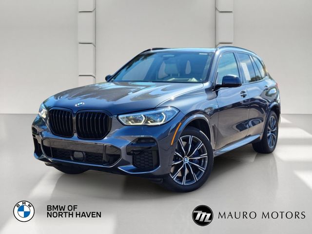 2022 BMW X5 M50i