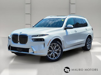 2027 BMW X7