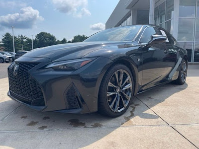 2021 Lexus IS