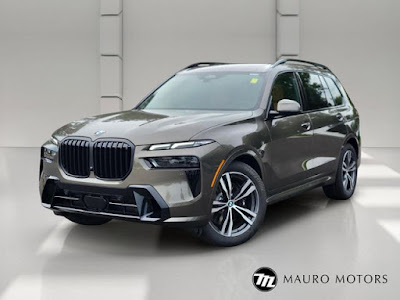 2027 BMW X7