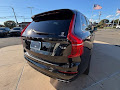 2017 Volvo XC90 T6 R-Design